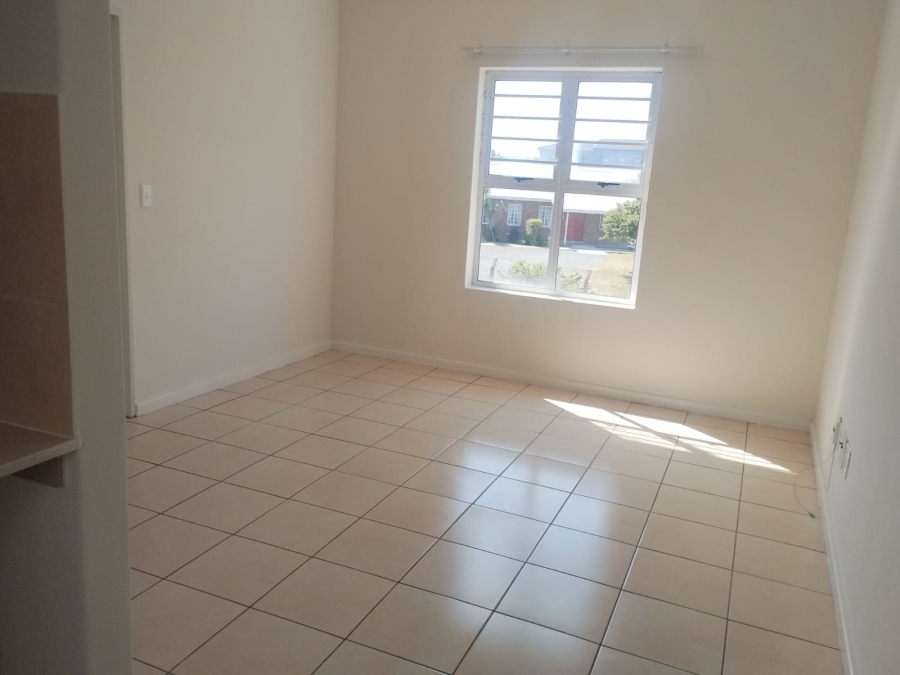 To Let 2 Bedroom Property for Rent in Heather Park Western Cape